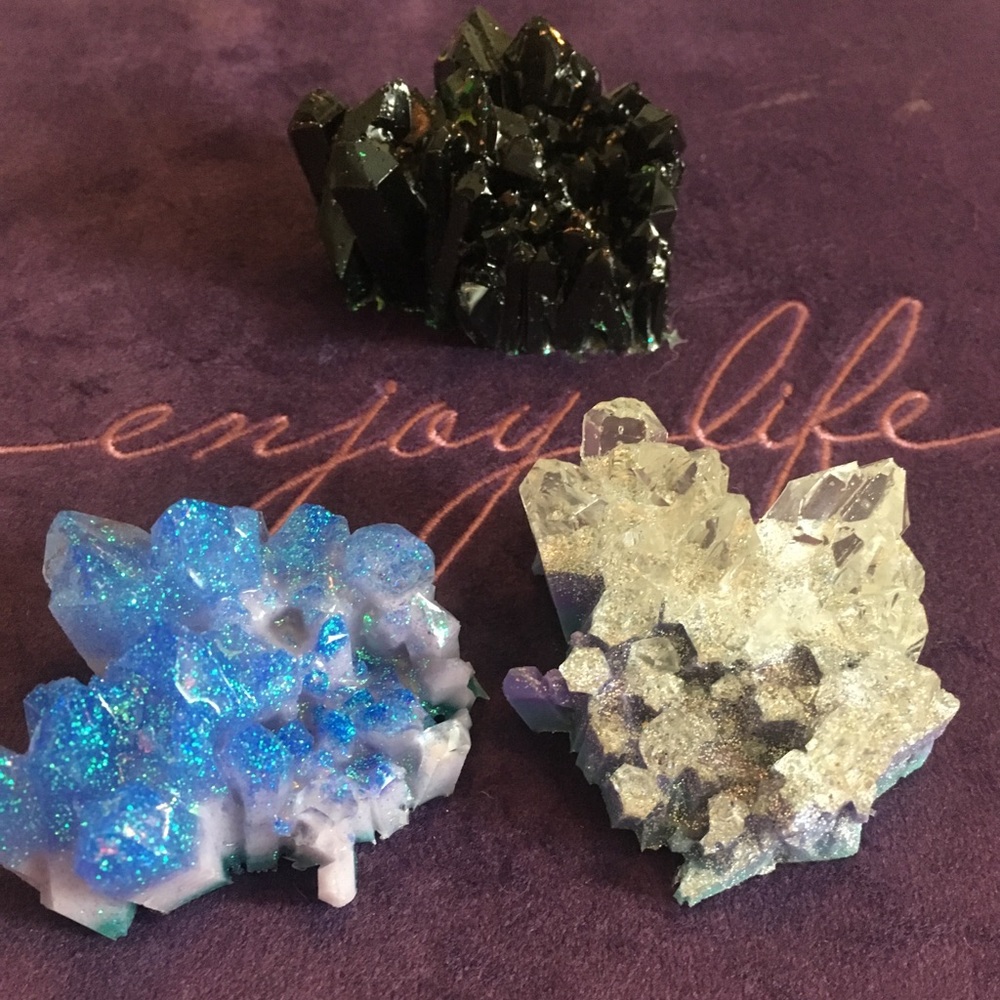 Decorative crystals handmade by me with resin